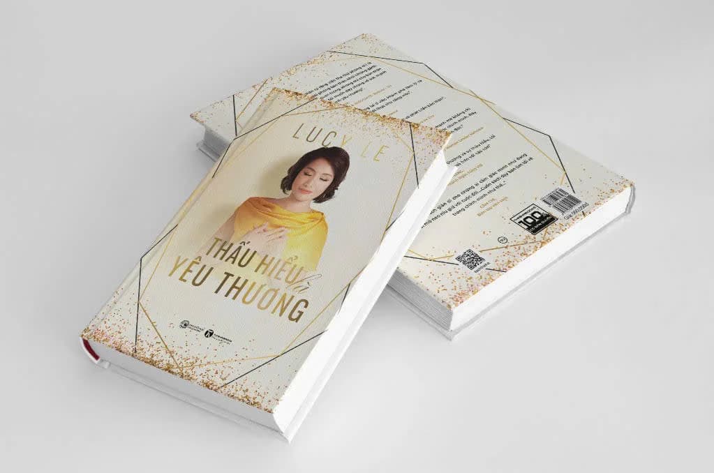 mẫu thiết kế bìa sách Thấu hiểu là yêu thương