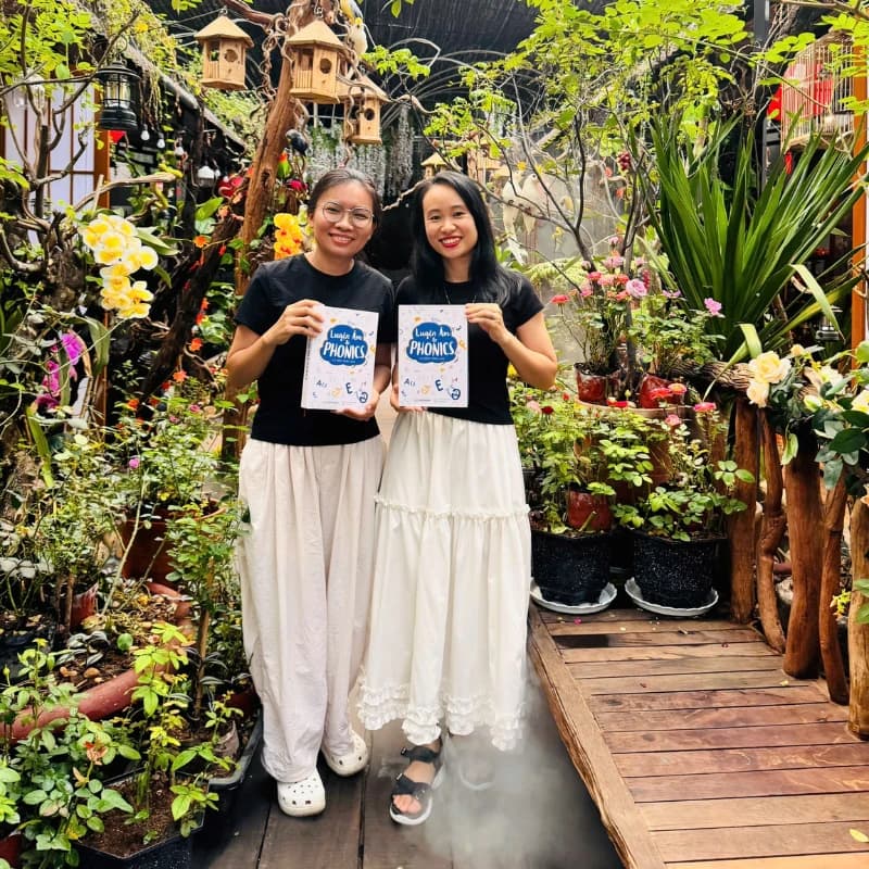 Cô Bình Tiếng Anh