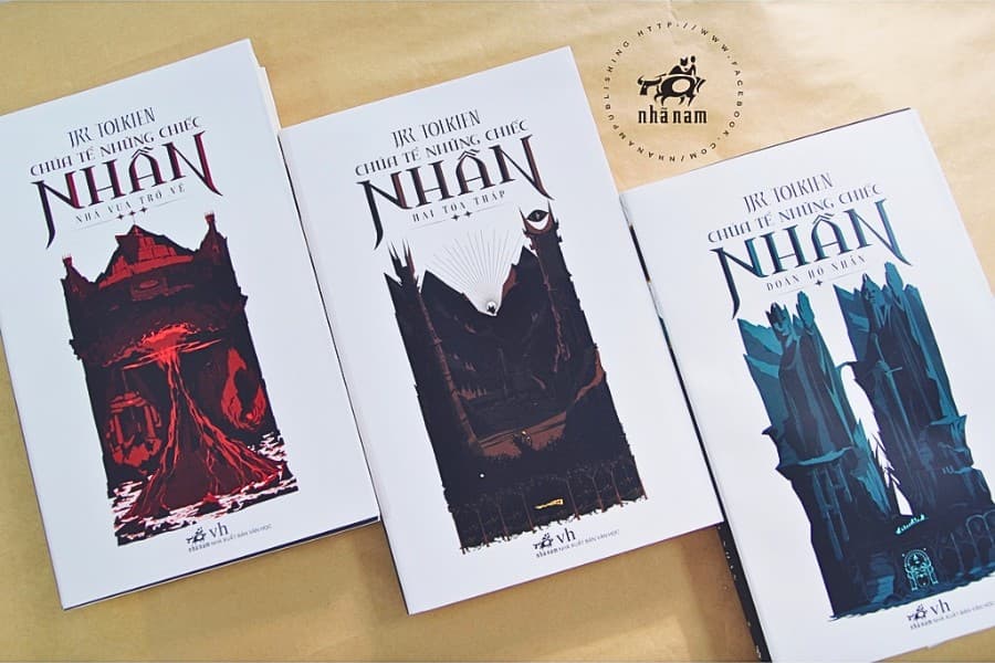 sách “Chúa tể những chiếc nhẫn” (The Lord of the Rings)